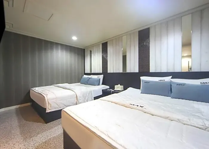 Hotel Jaesongdong Max