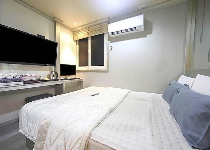 Hotel Jaesongdong Max 2*
