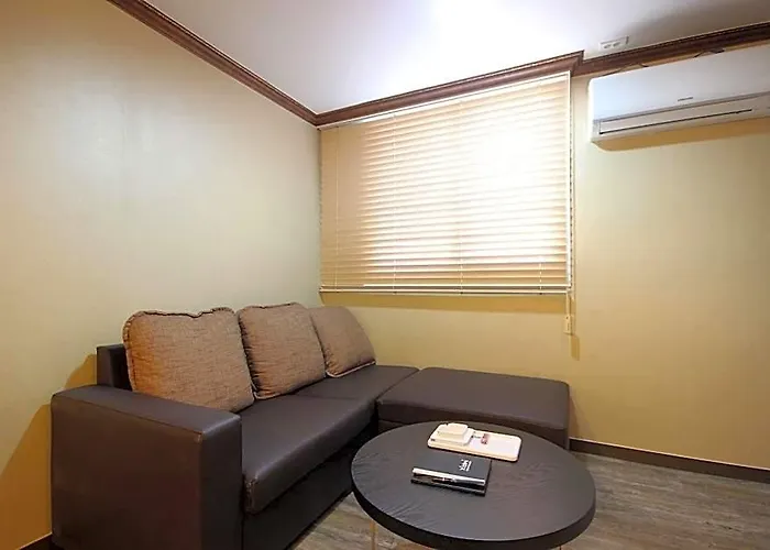 Jaesongdong Max Hotel