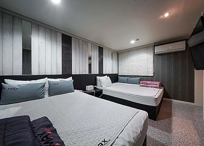 Hotel Jaesongdong Max 2*